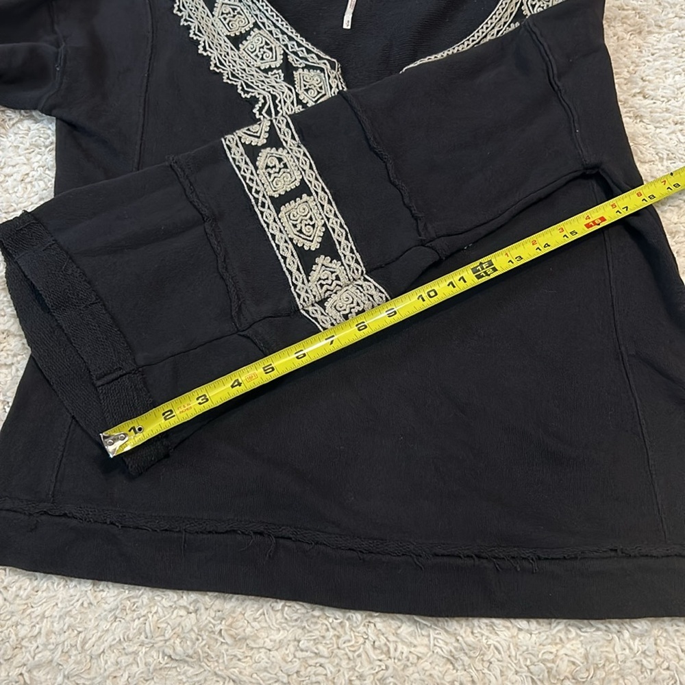 FREE PEOPLE S Santa Maria Embroidery Wide Sleeve black and cream blouse - Picture 6 of 10